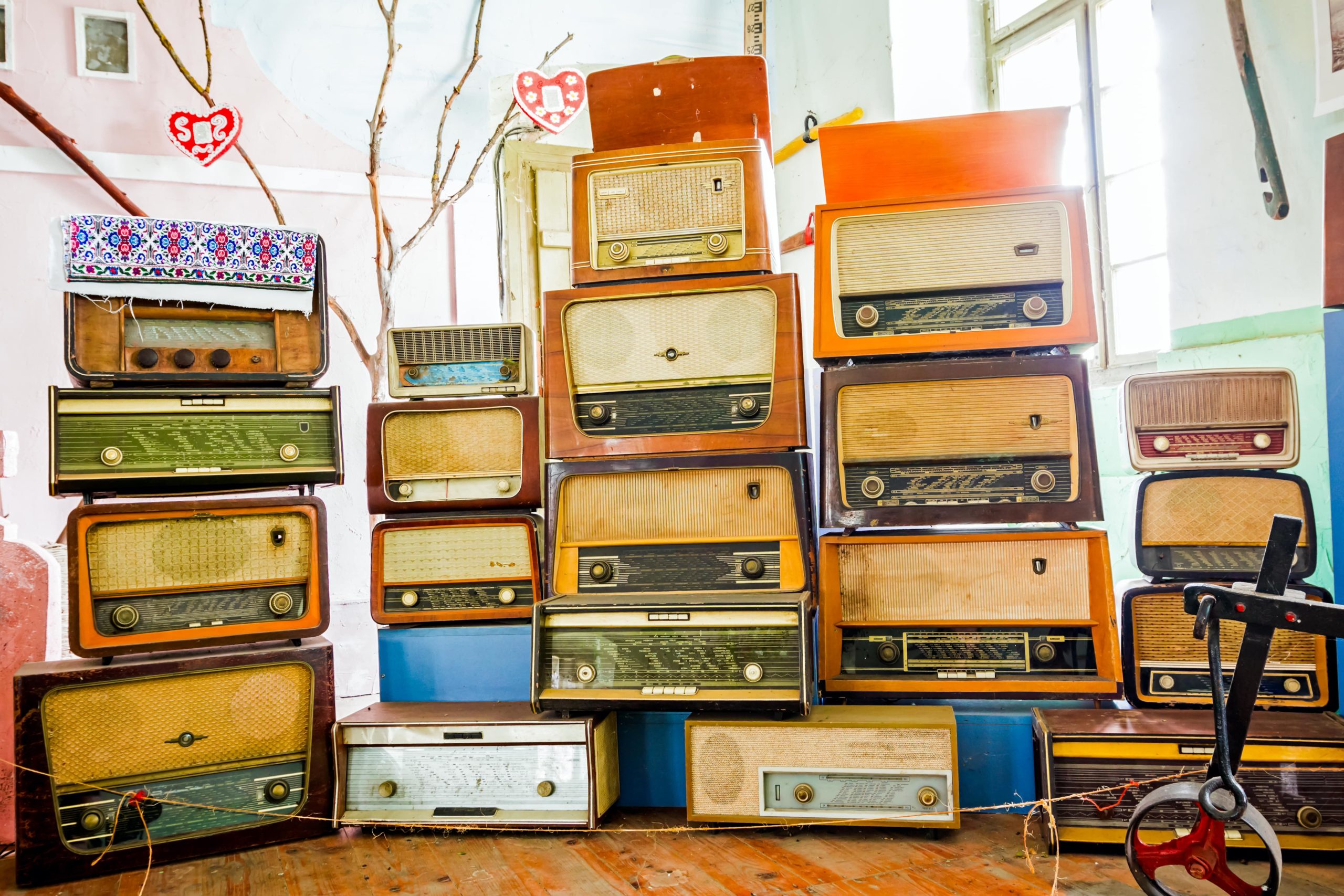 Verschiedene Radios